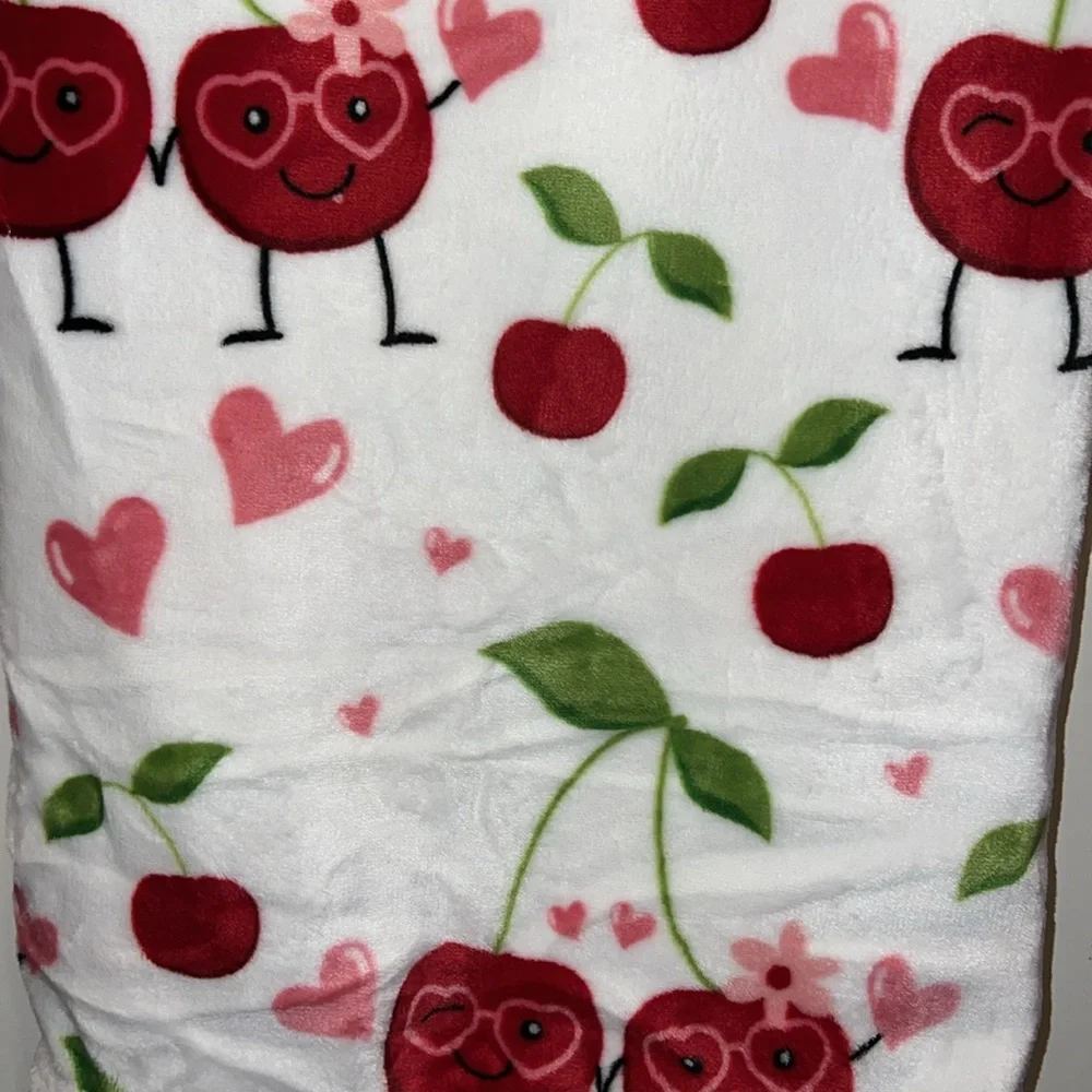 🩷💋Valentine Hearts and cherries throw